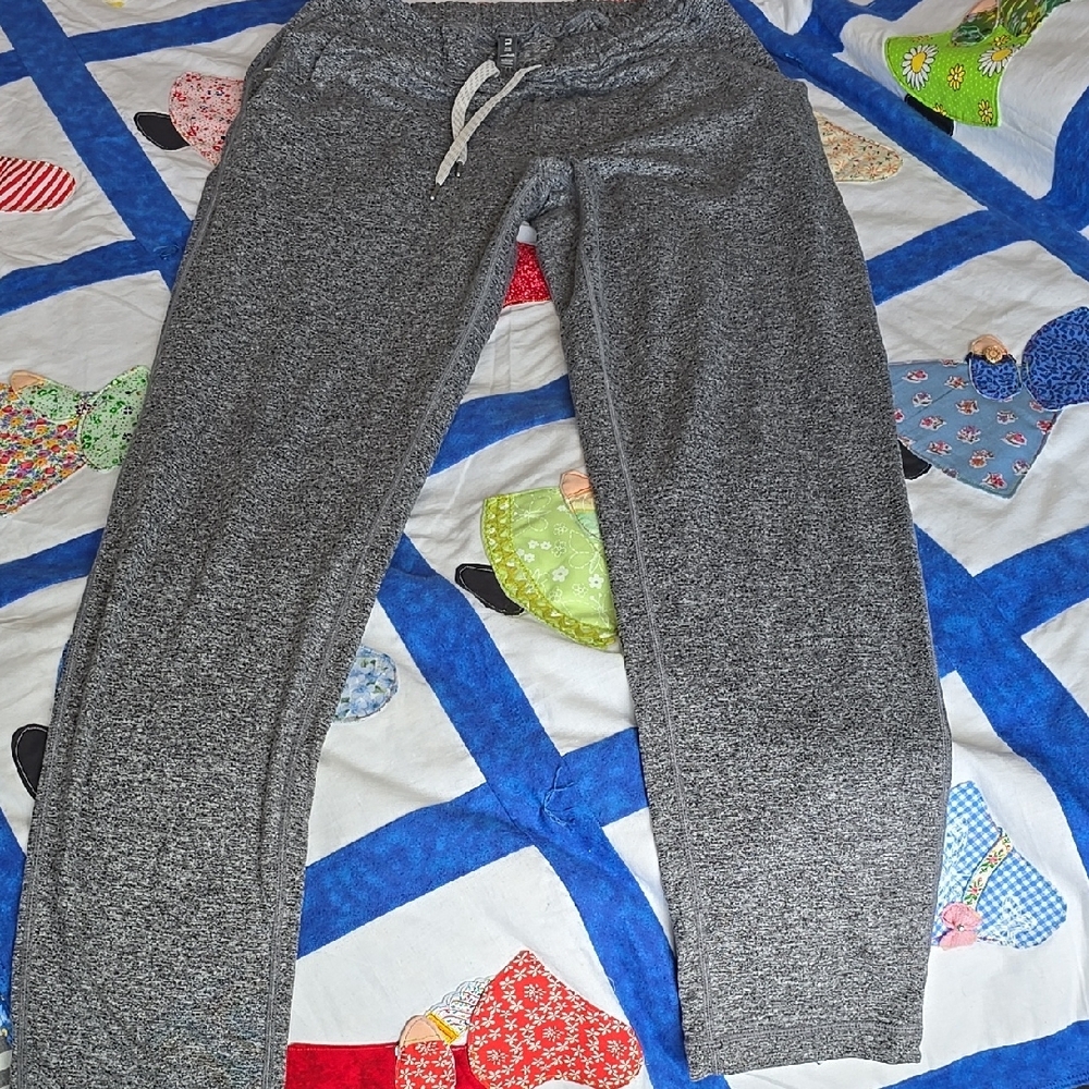 Vuori Gray Jogger Pants